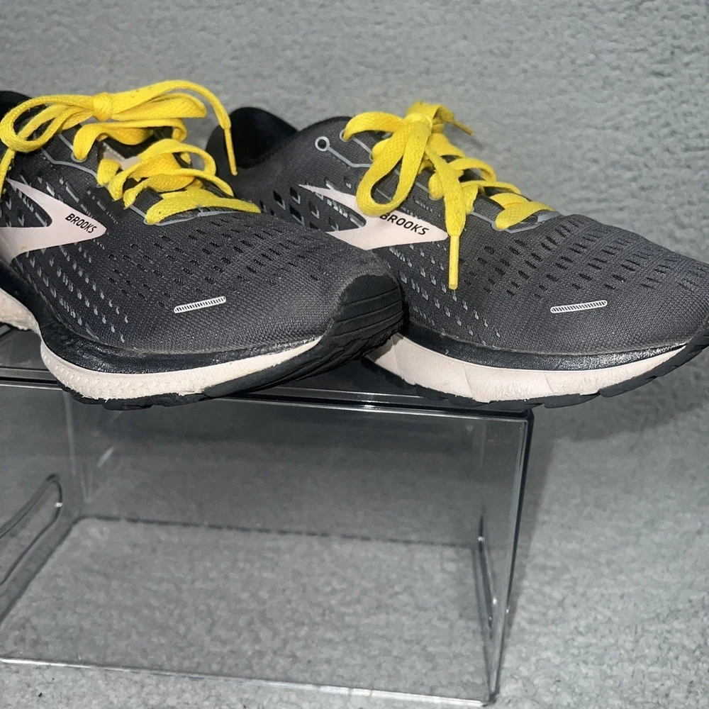 Brooks Ghost 13 Shoes Women's Sz 8.5 Gray/Pink Running Sneakers Lace Up Trainers